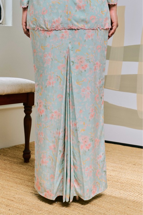 Bayu In Firus (Blue Peach)