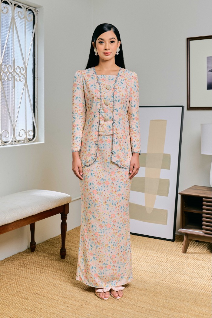 Bayu In Wilis (Creamy Teal)