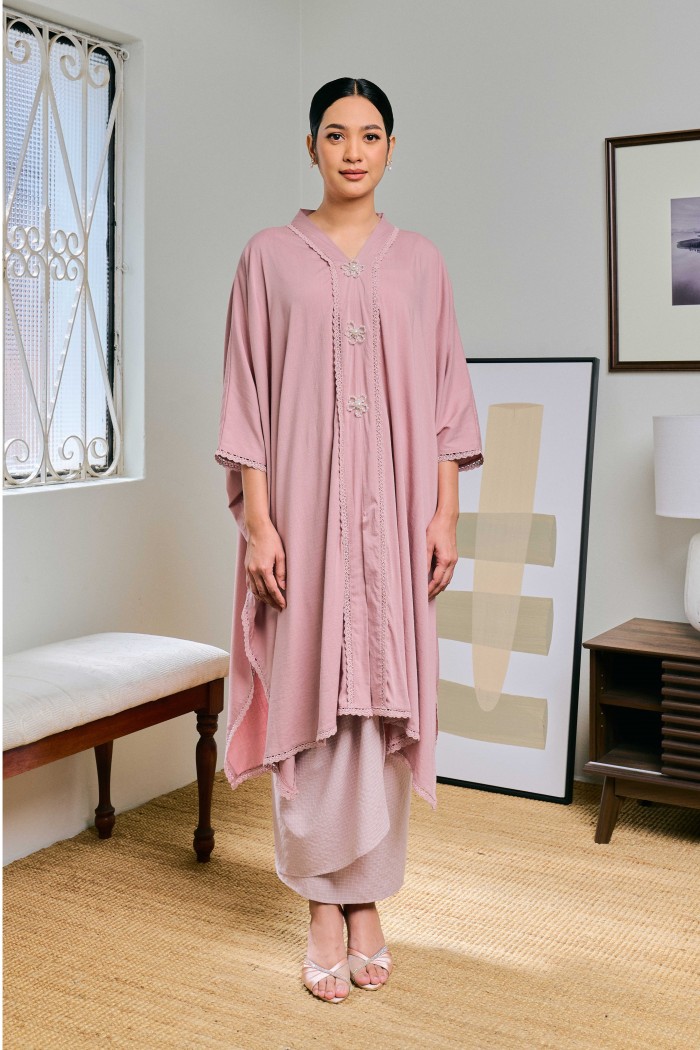 Purnama In Kayas (Soft Pink)