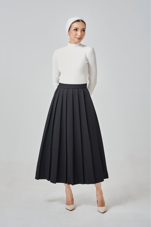 Thalia Skirt In Black