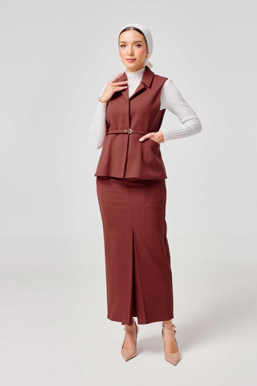 Vera Set In Brick Red