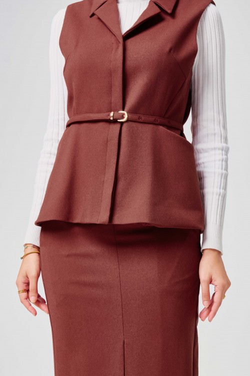 Vera Set In Brick Red