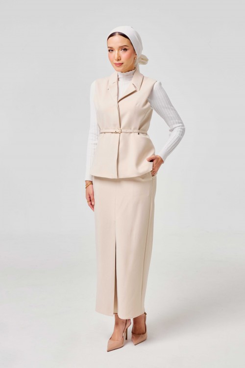 Vera Set In Porcelain