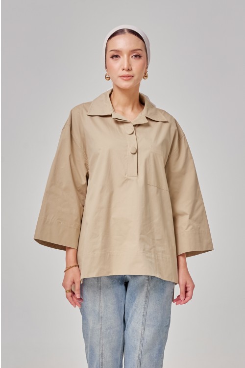 Caline Oversized Top In Camel Brown