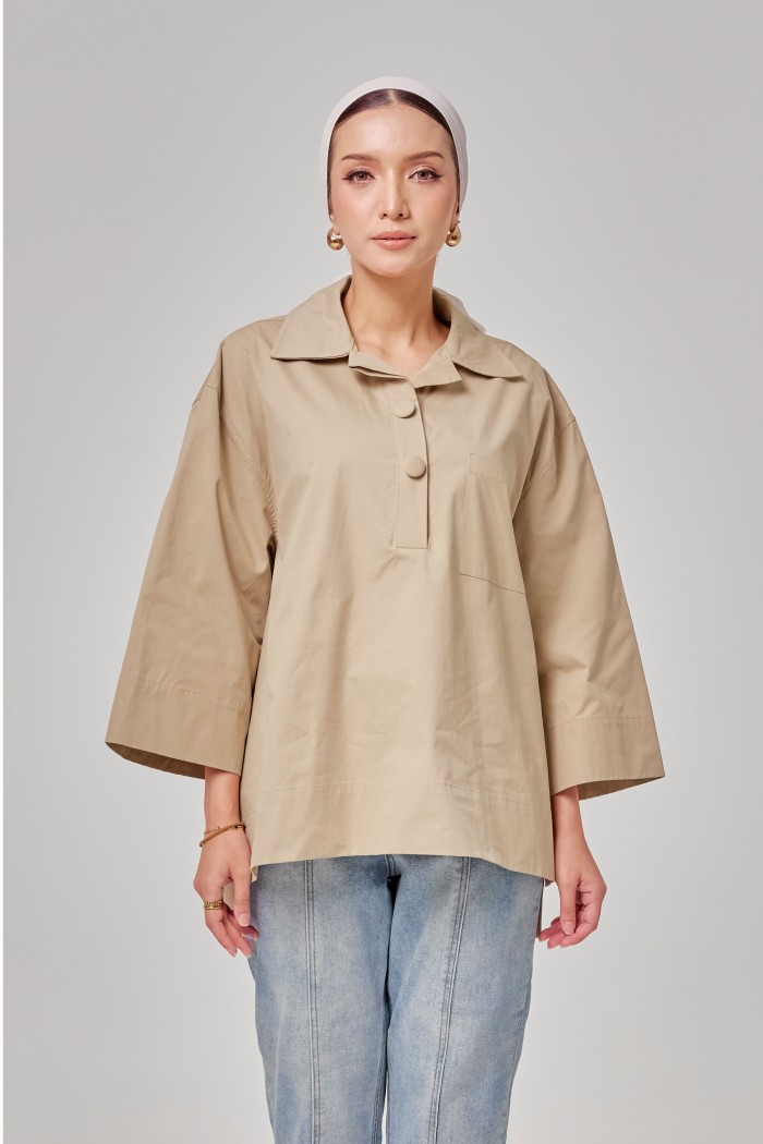 Caline Oversized Top In Camel Brown