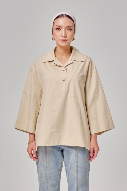 Caline Oversized Top In Champagne