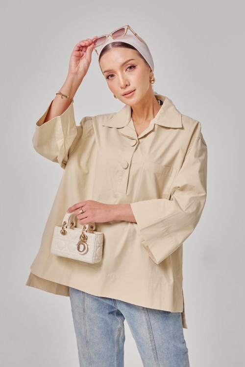 Caline Oversized Top In Champagne