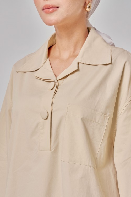 Caline Oversized Top In Champagne