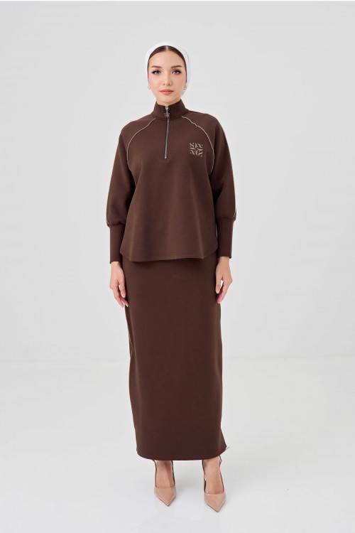 Avenna Set In Dark Brown