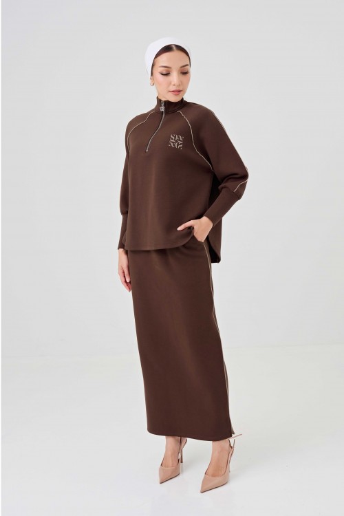 Avenna Set In Dark Brown