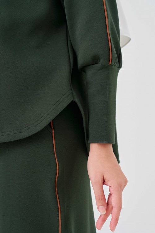 Avenna Set In Forest Green