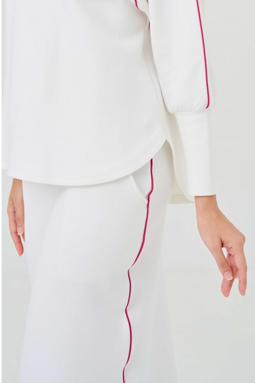 Avenna Set In Off White
