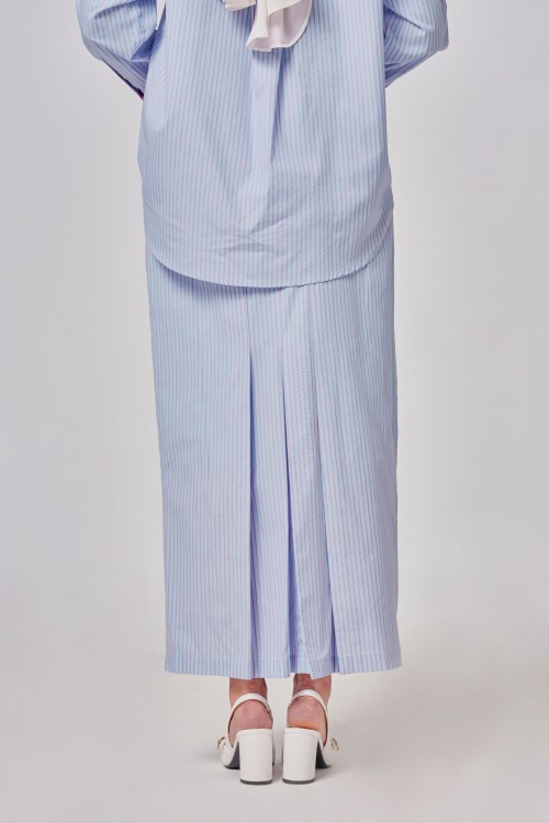 Madeline Set In Blue Salmon