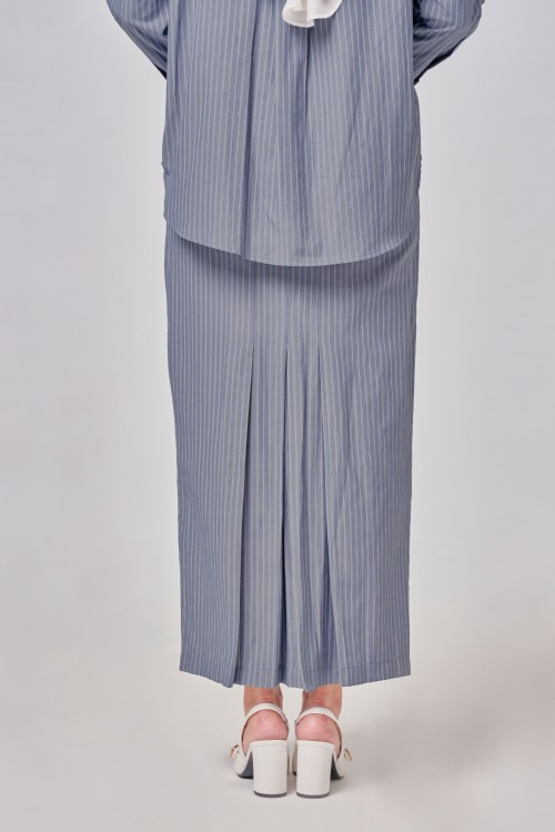 Madeline Set In Dark Grey