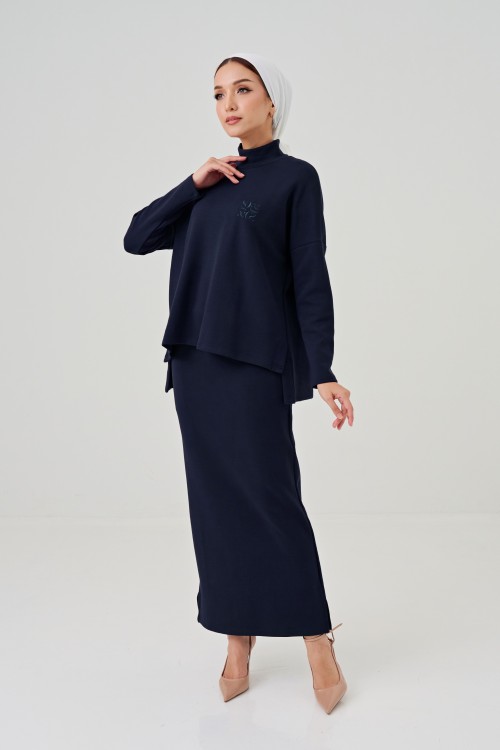 Lalisa In Dark Blue