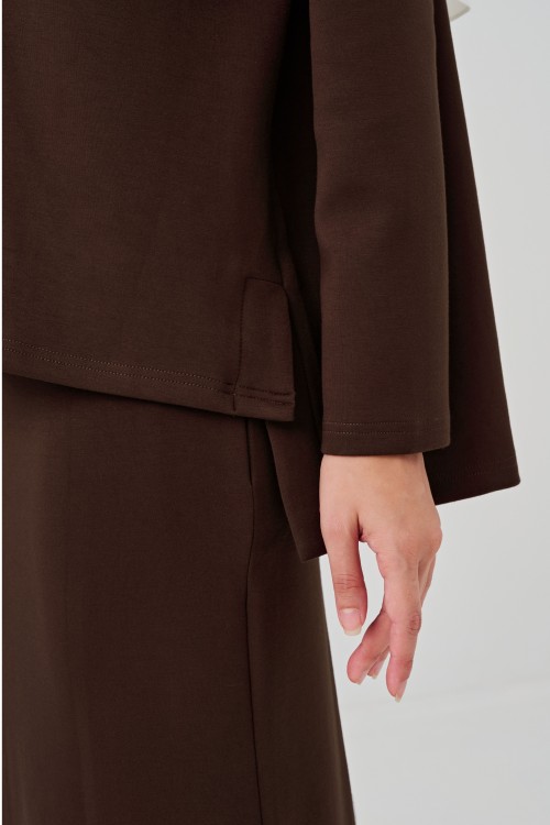 Lalisa In Dark Brown