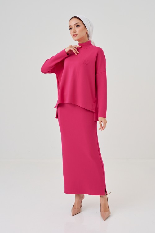 Lalisa In Hotpink