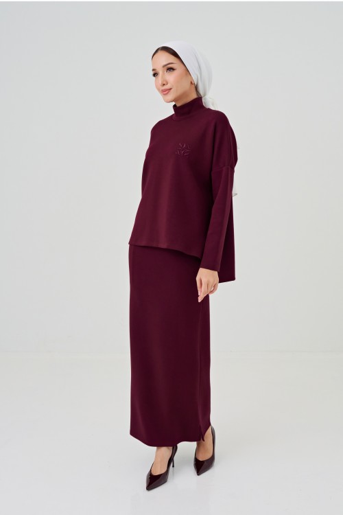 Lalisa In Mulberry Purple