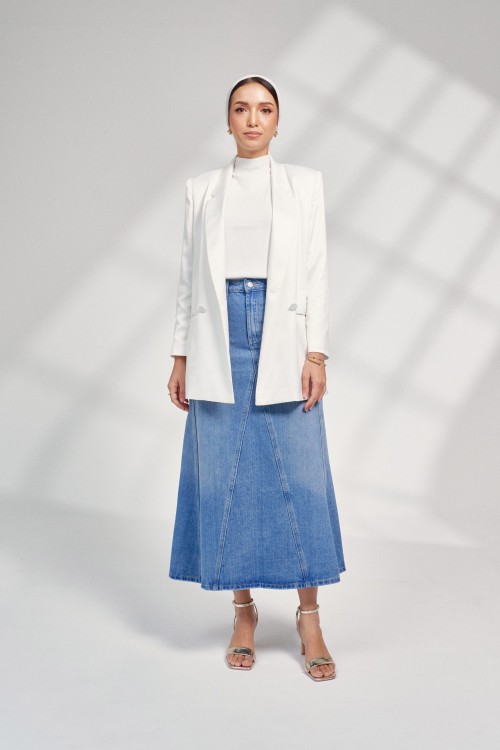 Alivia Skirt In Medium Blue