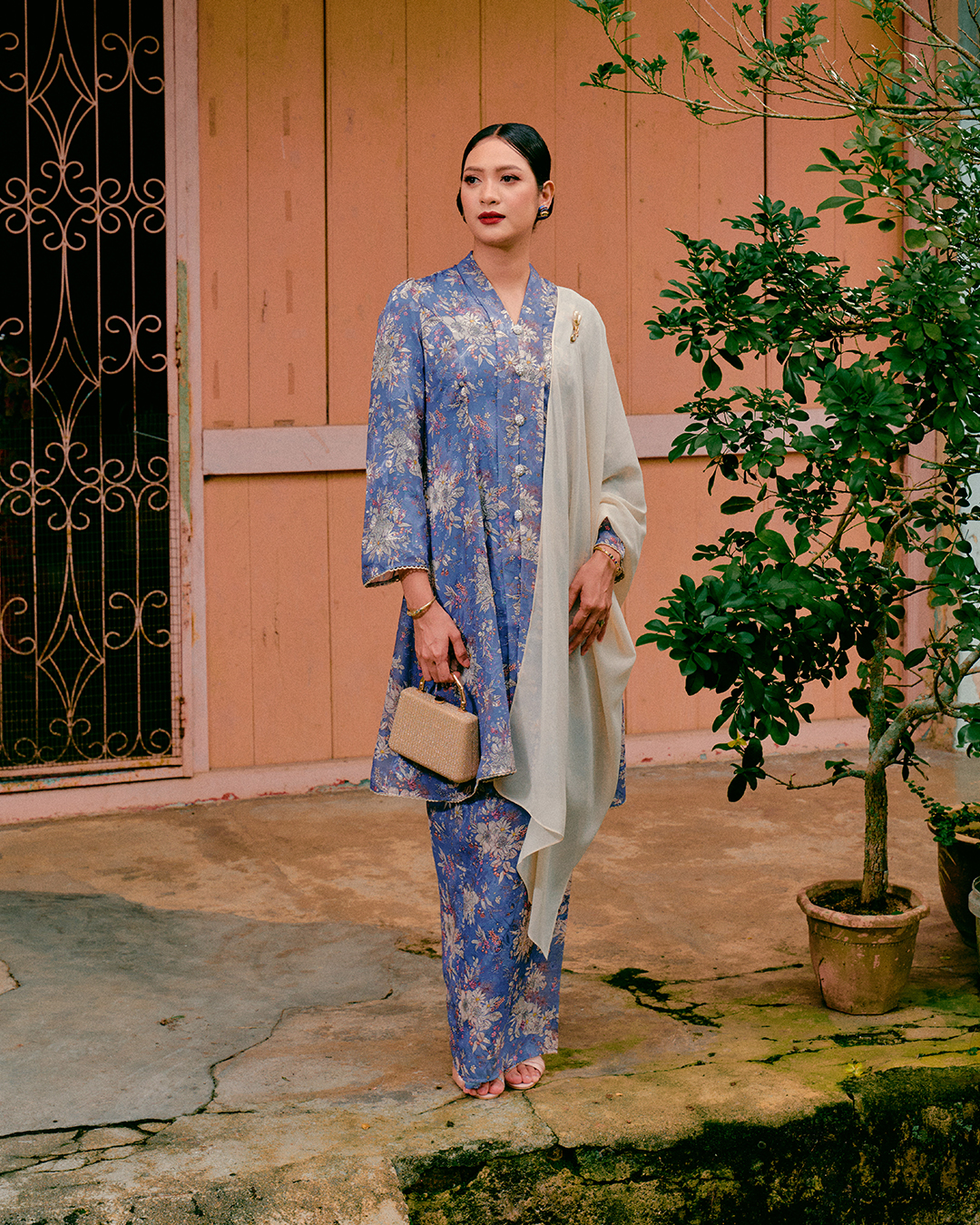 KEBAYA